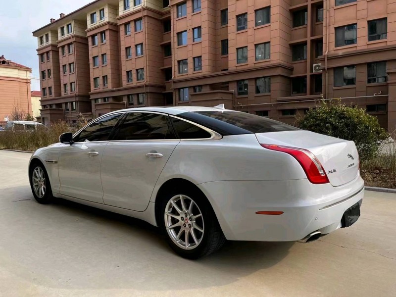 青岛16年捷豹XJL7