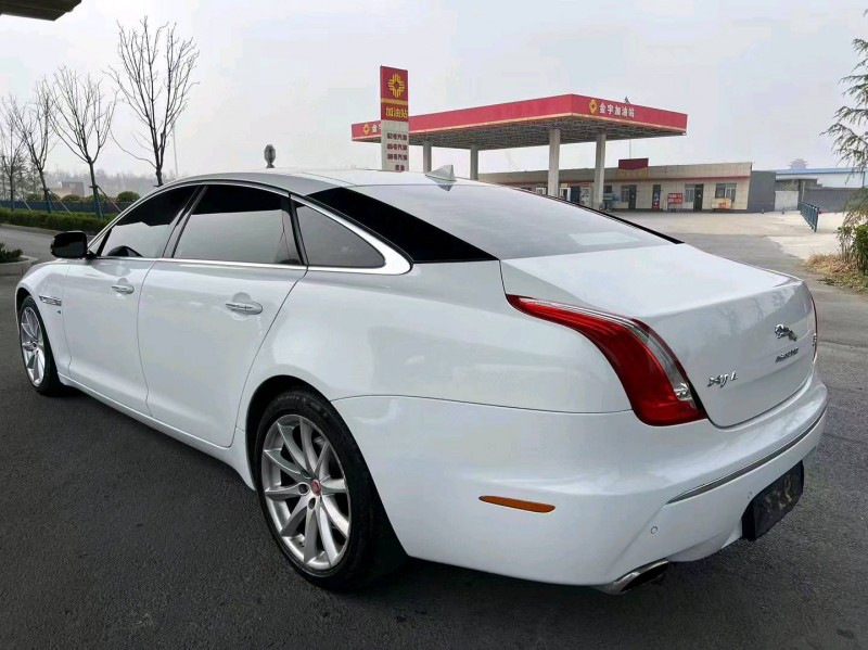 济宁14年捷豹XJL7