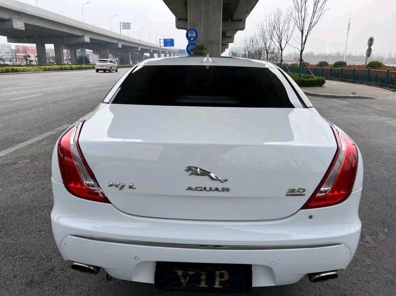 济宁14年捷豹XJL9