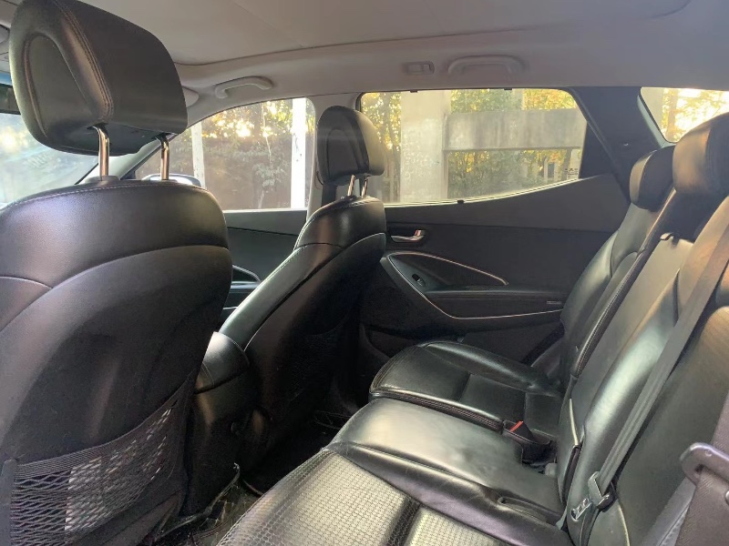 徐州13年现代新胜达8