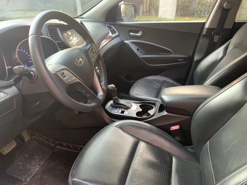 徐州13年现代新胜达6