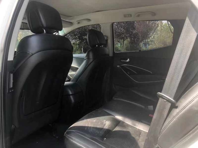 枣庄13年现代新胜达2