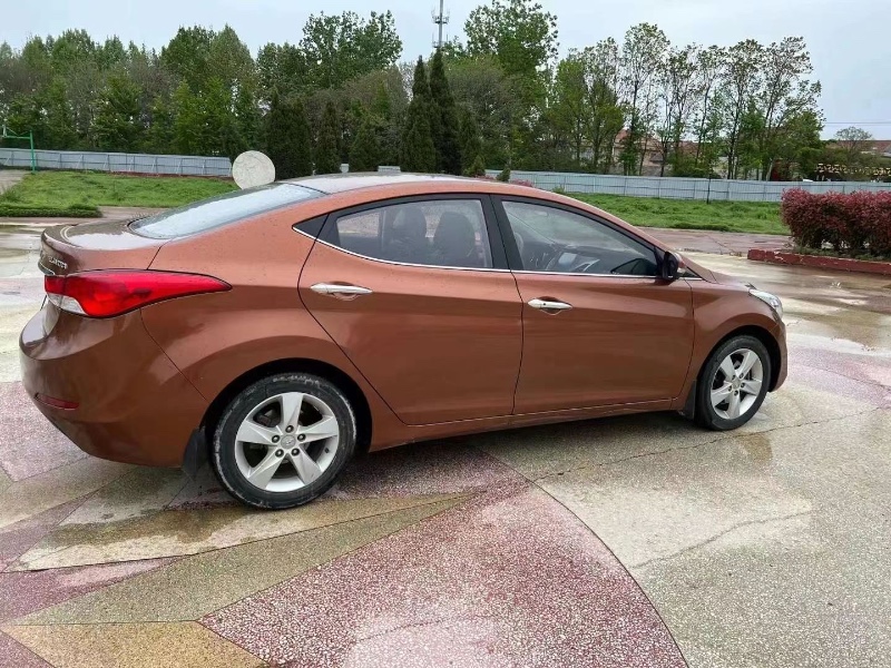 徐州14年现代朗动3