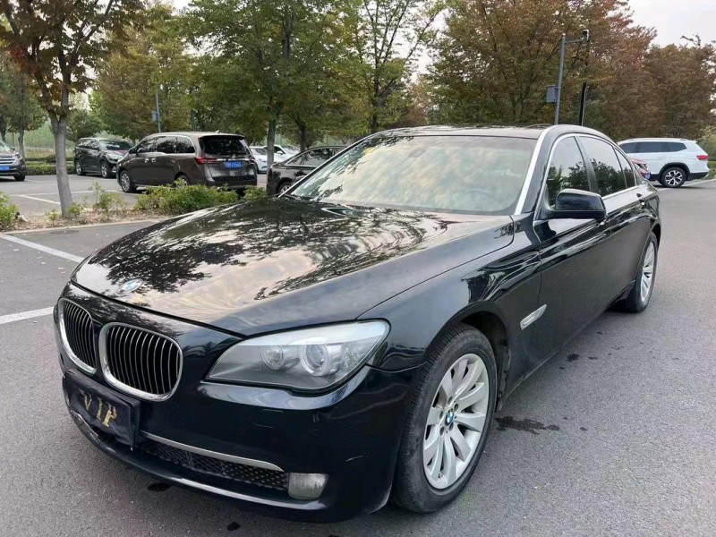 济宁11年宝马7系3