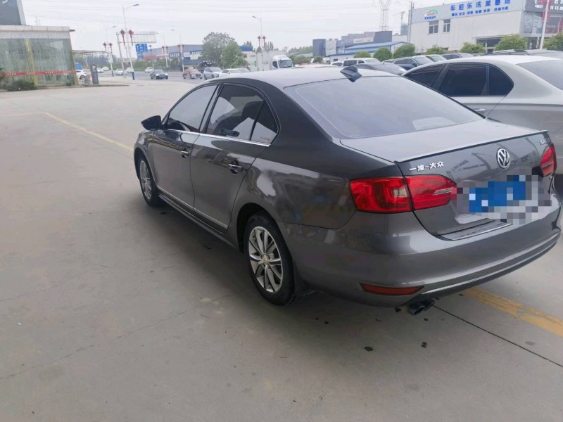 保定13年大众速腾3