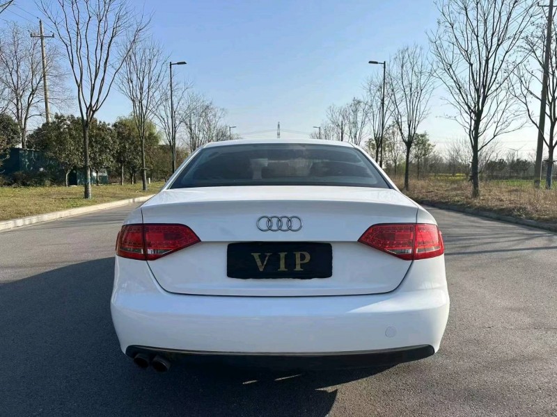 苏州12年奥迪A4L5
