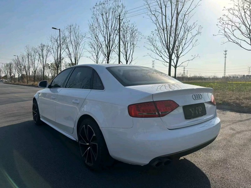 苏州12年奥迪A4L7