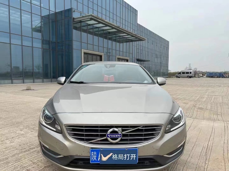 咸陽16年沃爾沃S60L1
