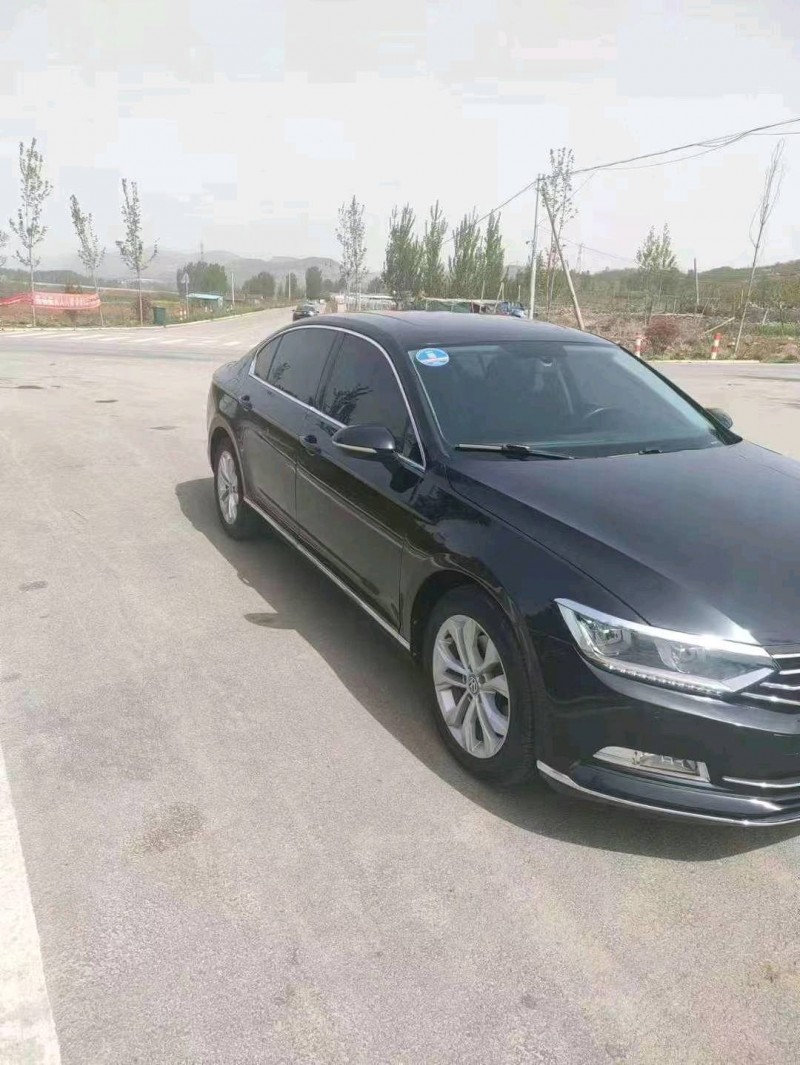 济南18年大众迈腾2