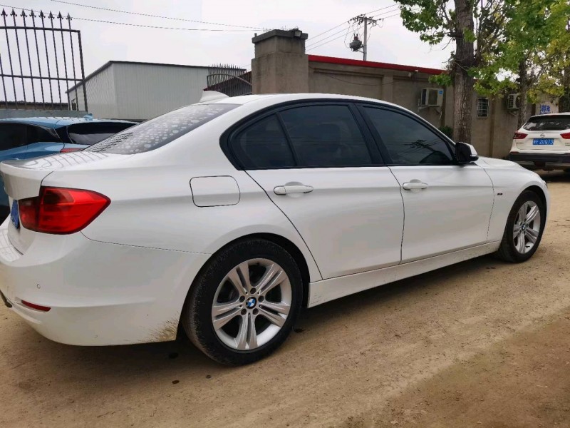 保定13年宝马3系8