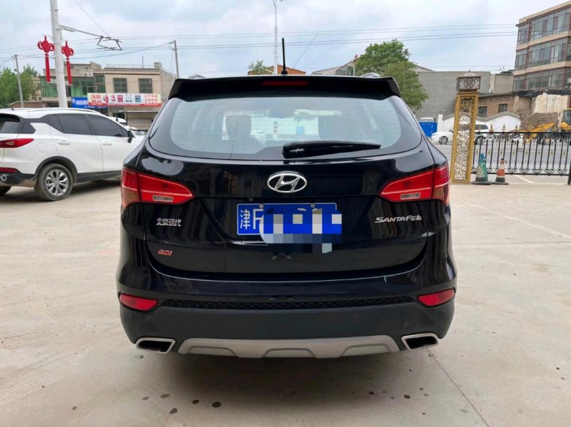 保定15年现代新胜达6