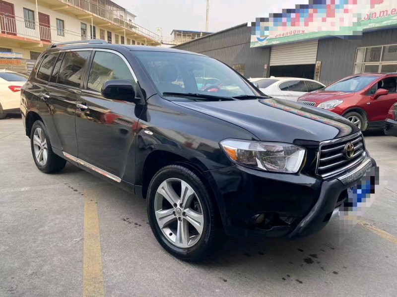 济宁11年丰田汉兰达2