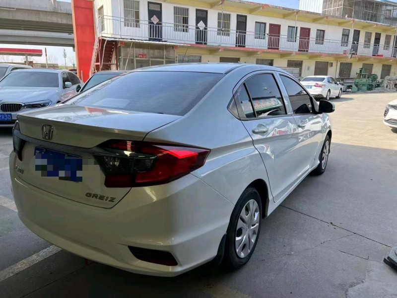 济宁16年本田哥瑞7