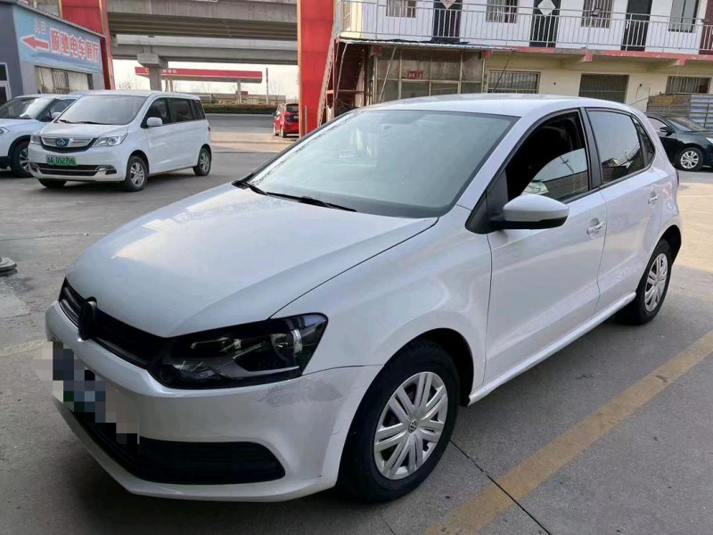 济宁16年大众polo3