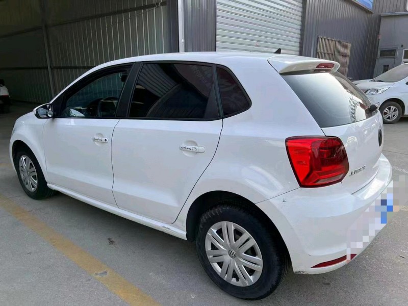 济宁16年大众polo7