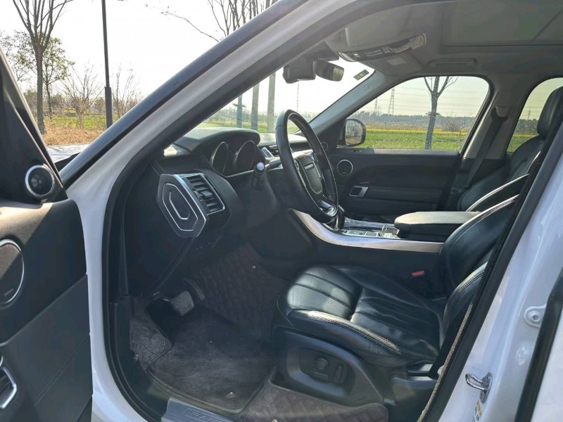 泰州17年路虎揽胜运动4