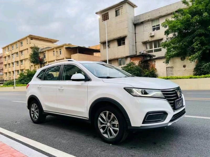 东莞22年荣威RX52