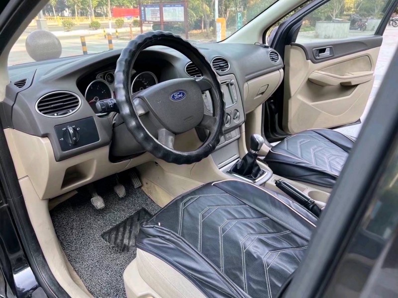 枣庄09年福特福克斯4