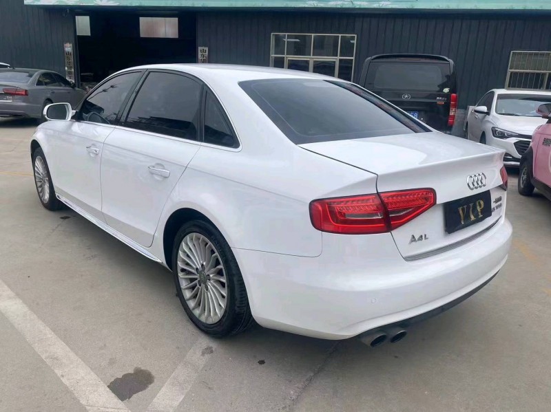 济宁16年奥迪A4L7