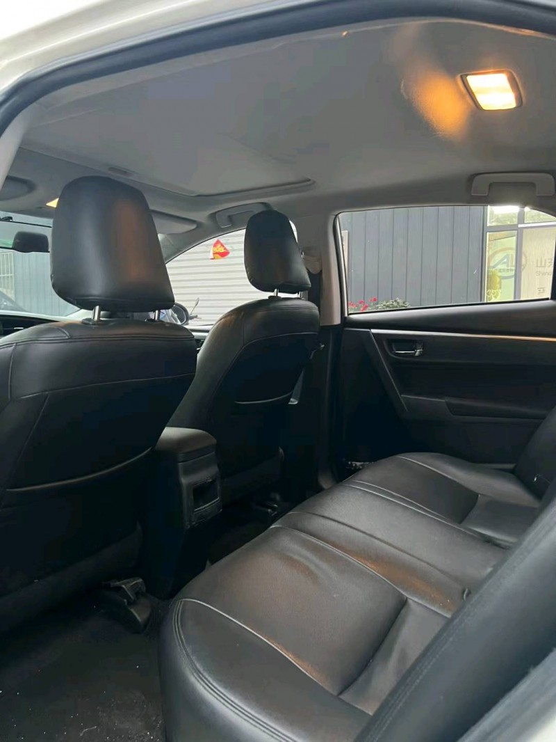 济宁18年丰田卡罗拉4