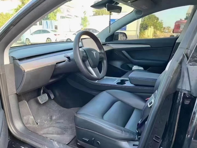 廣州21年特斯拉MODEL 35