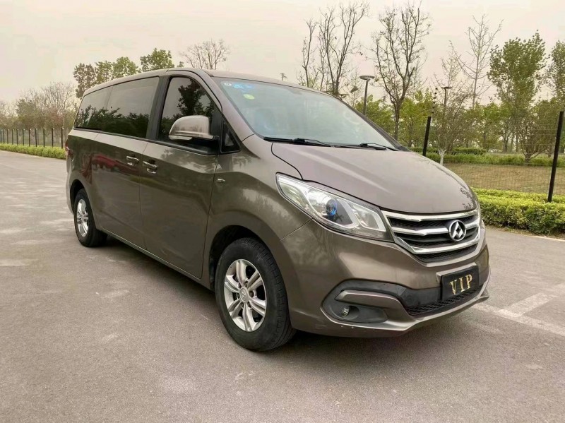 济宁17年大通G102