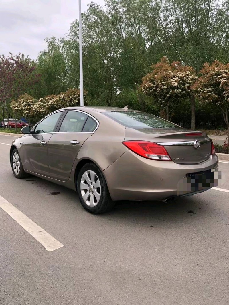 枣庄11年别克君威8