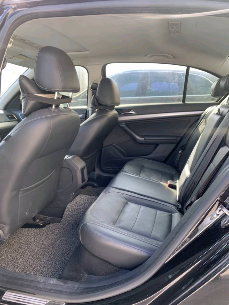 保定16年大众朗逸6