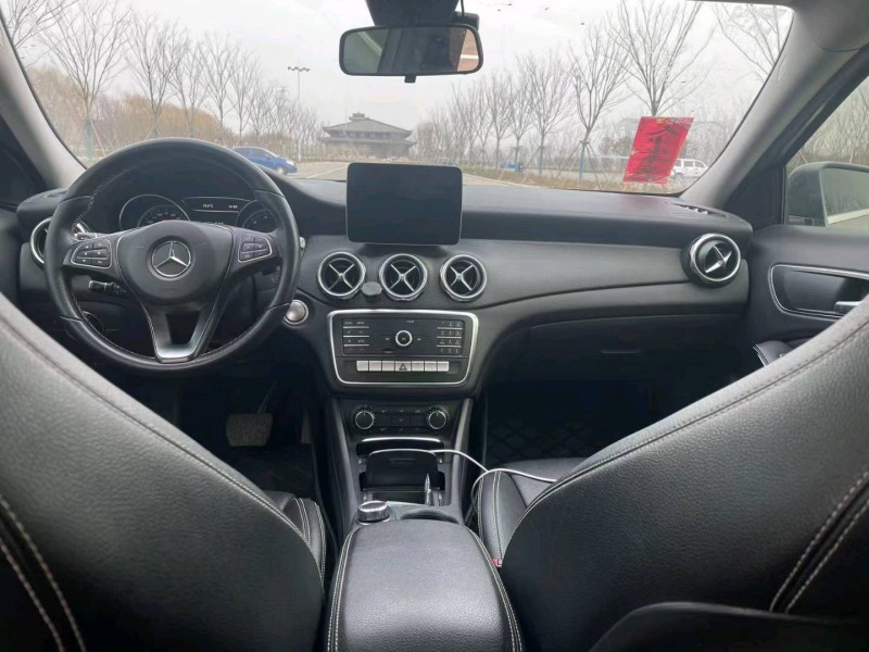 徐州18年奔驰GLA5