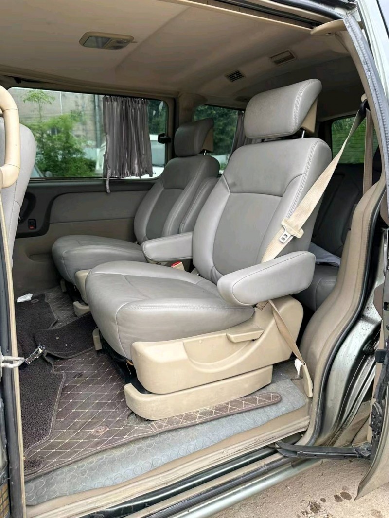 广州10年别克GL85