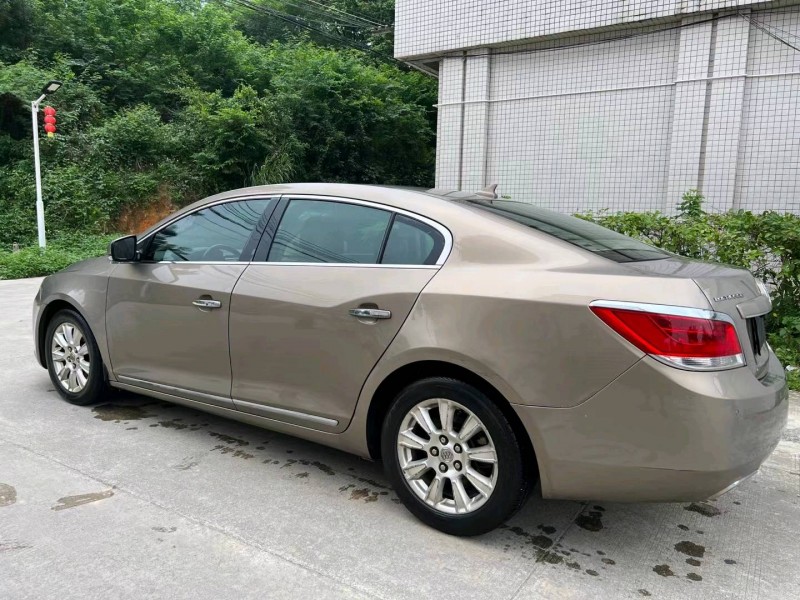 广州11年别克君越3