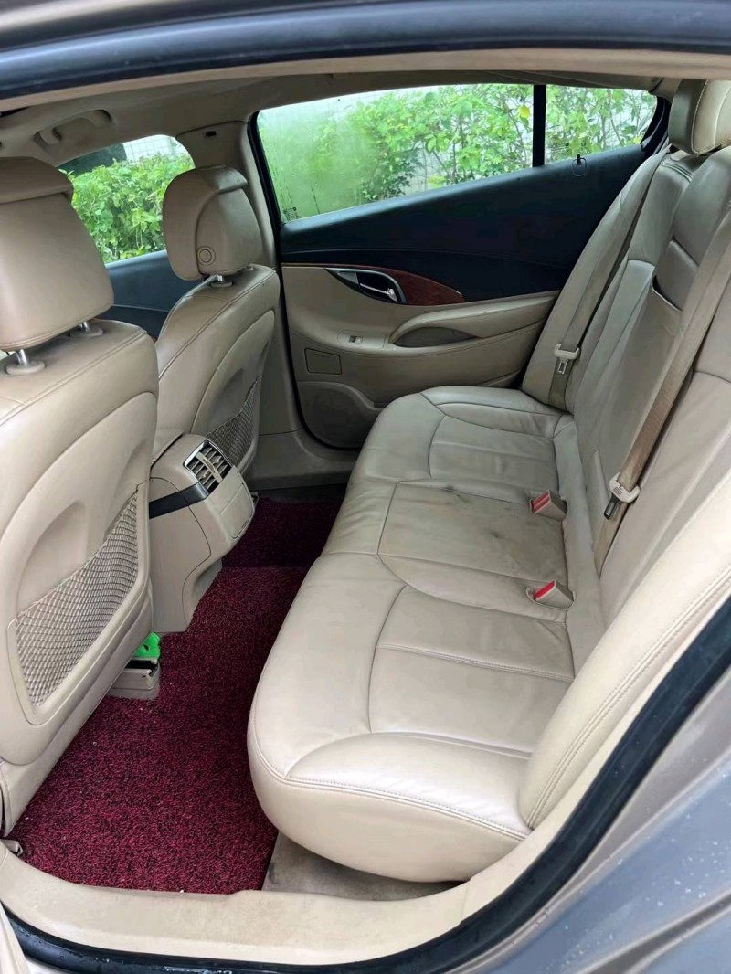 广州11年别克君越7