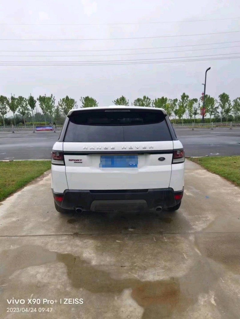 淄博16年路虎揽胜运动3