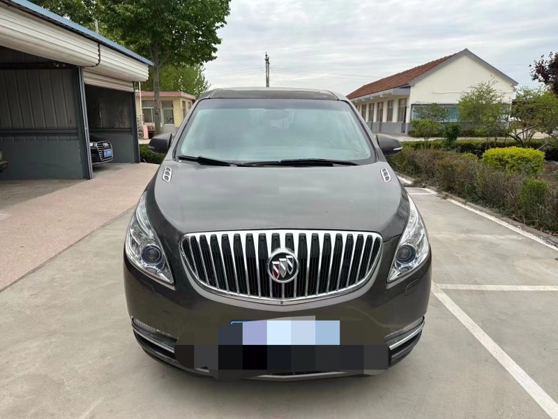 青岛11年别克GL81