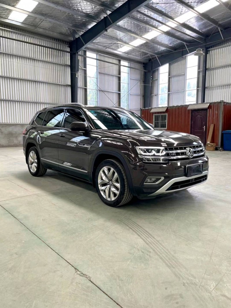 潍坊17年大众途昂2