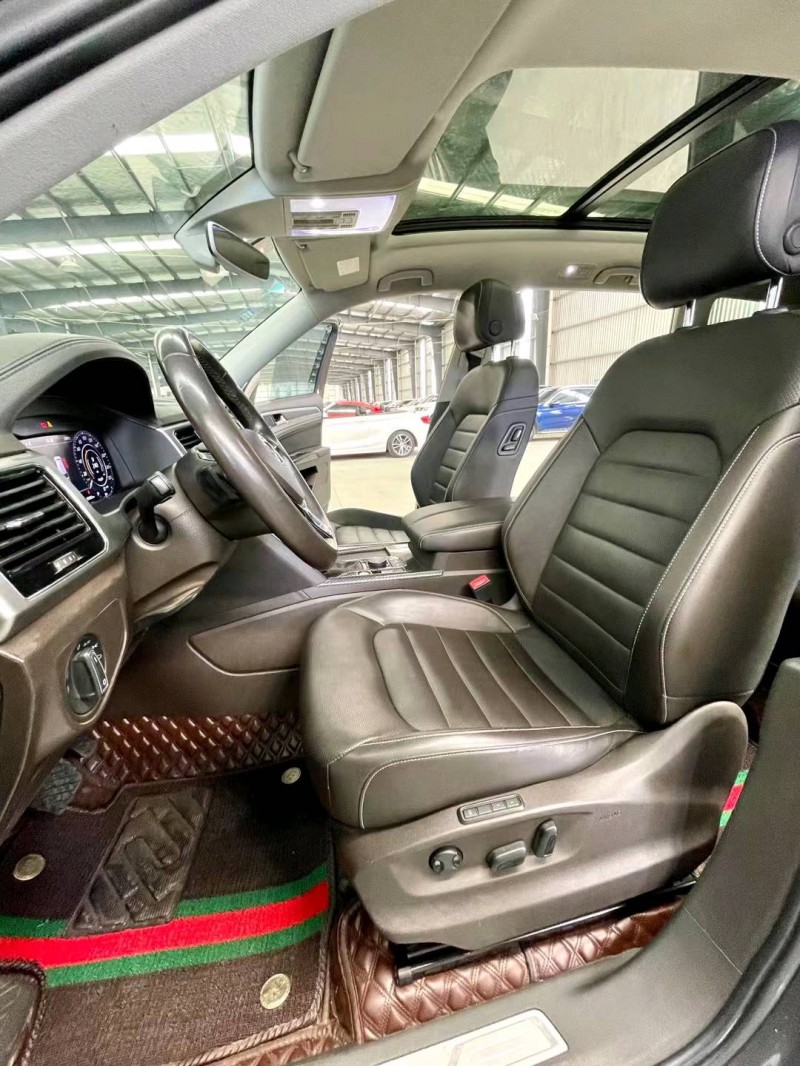 潍坊17年大众途昂8