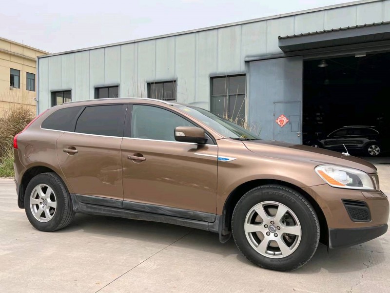 宜昌12年沃尔沃XC605