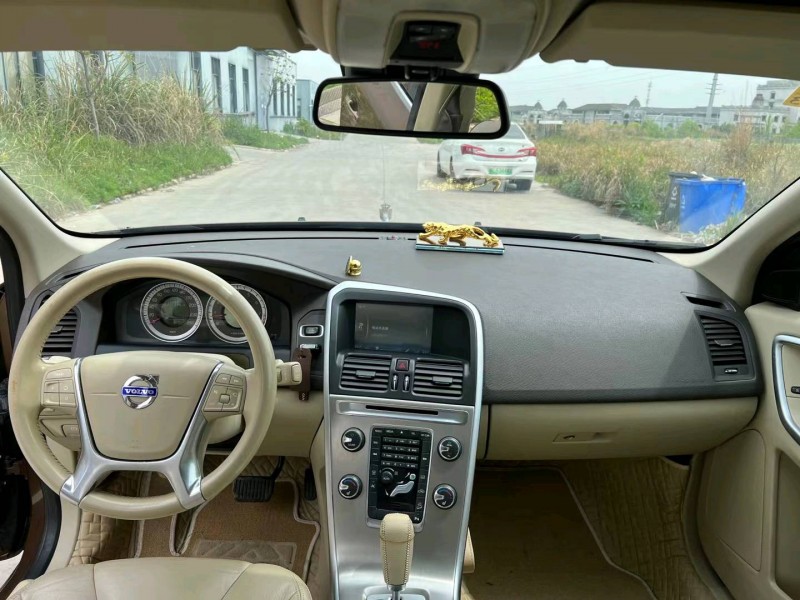 宜昌12年沃尔沃XC609