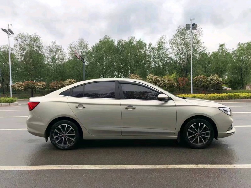 济南21年荣威i59