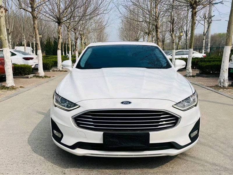 聊城21年福特蒙迪欧1