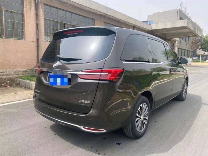 青岛21年别克GL83