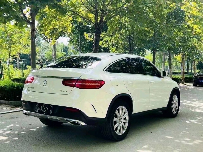 聊城18年奔驰GLE8