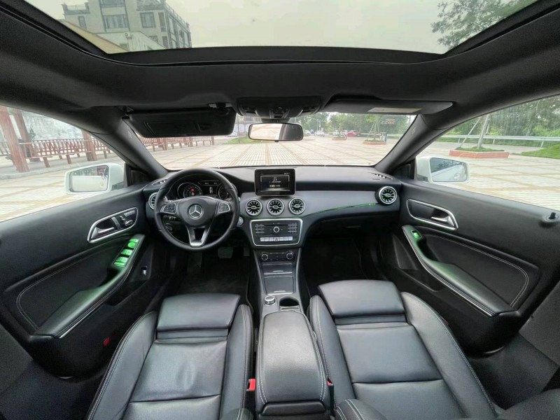 汕头16年奔驰CLA5