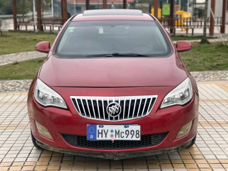 汕头11年别克英朗1