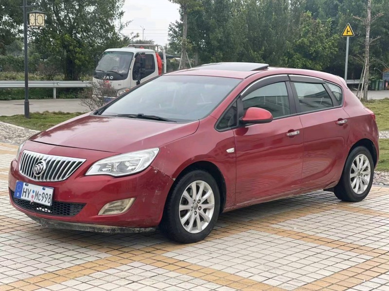 汕头11年别克英朗3