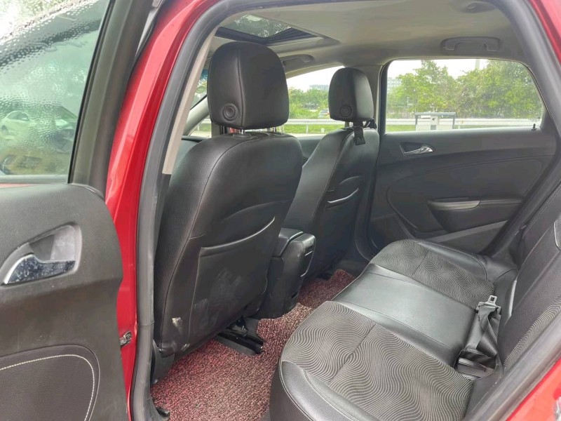 汕头11年别克英朗5