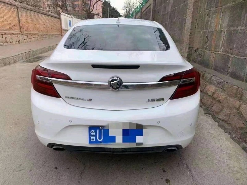 邢台15年别克君威8