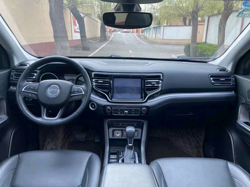 枣庄19年Jeep指挥官8