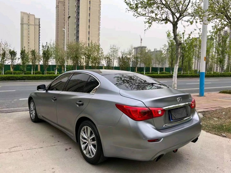 青岛15年英菲尼迪Q508