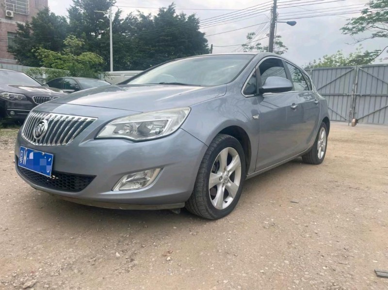 广州12年别克英朗3